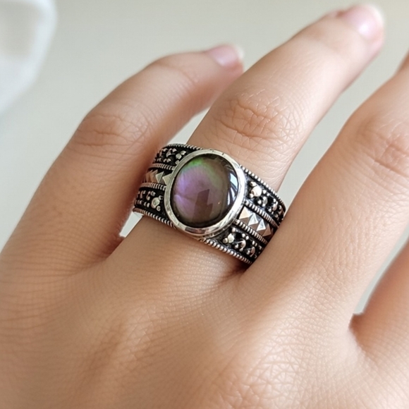 925 Sterling Silver Jewelry - Chic Sterling Silver Abalone Shell And Marcasite Women's Ring Size 9.5 Invest